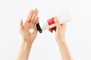 فوم شستشوی صورت سالیسیلیک اسید کوزارکس 50 میل Cosrx Salicylic Acid Daily Gentle Cleanser 150 ml