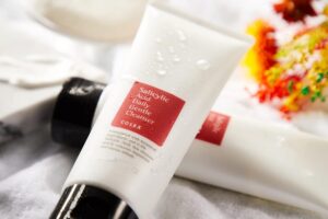 فوم شستشوی صورت سالیسیلیک اسید کوزارکس 50 میل Cosrx Salicylic Acid Daily Gentle Cleanser 150 ml